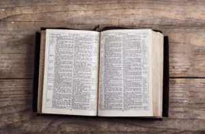 Cum citim Biblia eficient și corect?