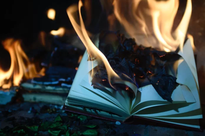 În Danemarca s-a interzis arderea cărților religioase